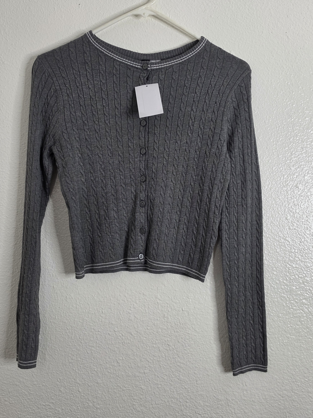 H&M Divided XXS Gray Cable Knit Cropped Cardigan Button Front Coquette Ribbed